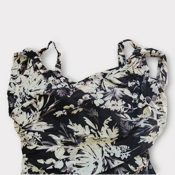 Swimsuits For All Floral One Piece Drape Size 32 - Picture 2 of 5